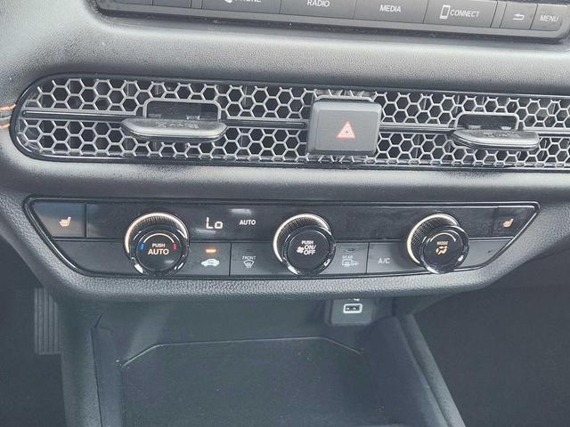 Photo of 2024 Crystal Black Pearl Honda HR-V