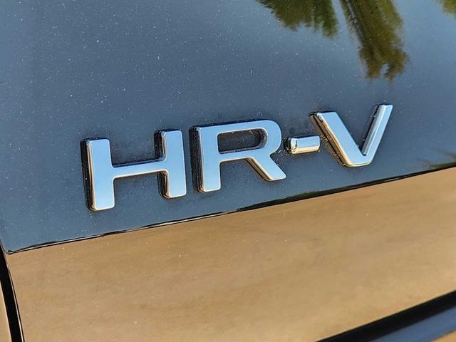 Photo of 2024 Crystal Black Pearl Honda HR-V