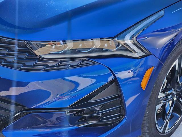 Photo of 2023 Sapphire Blue Kia K5