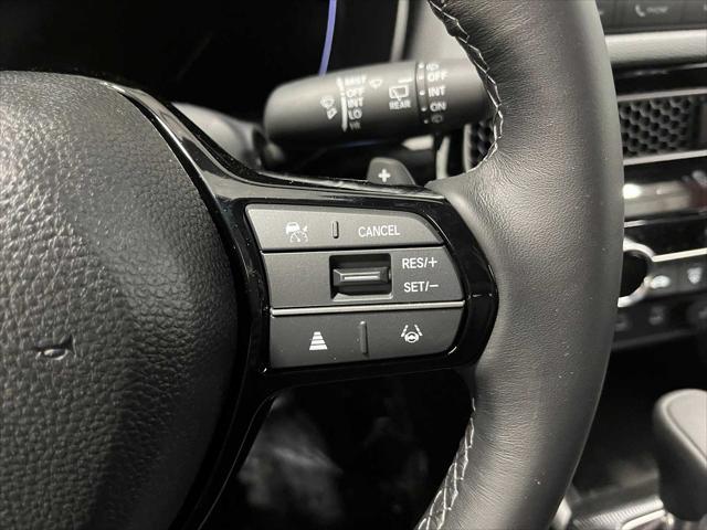 Photo of 2025 Platinum White Pearl Honda Civic