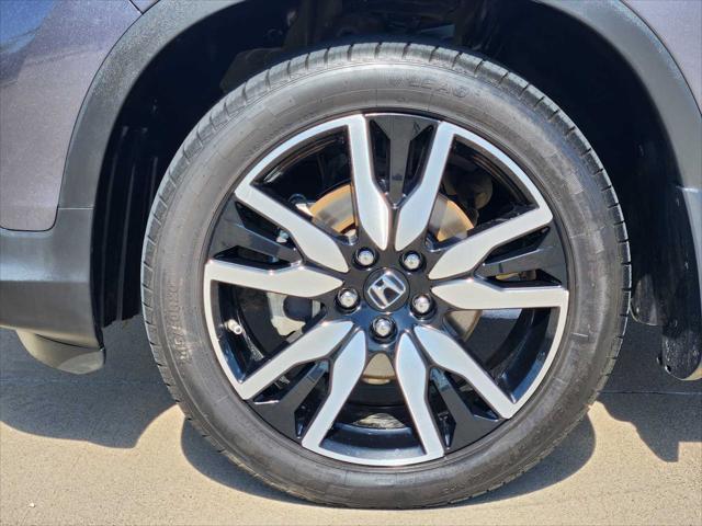 Photo of 2022 Modern Steel Metallic Honda Pilot