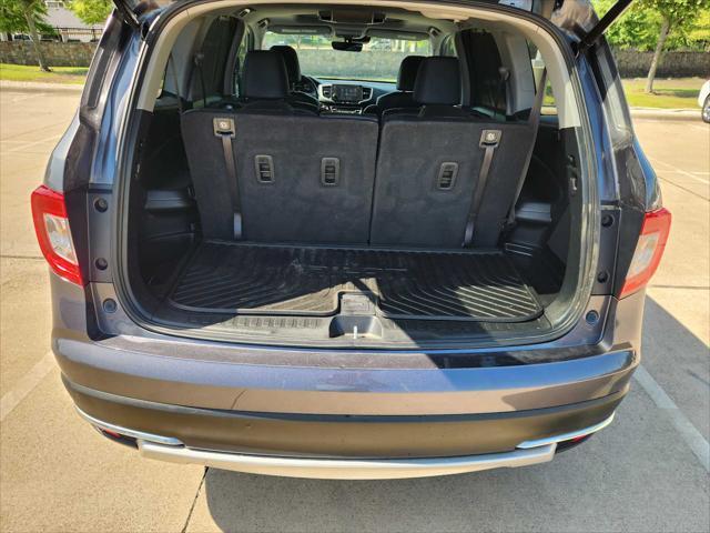 Photo of 2022 Modern Steel Metallic Honda Pilot