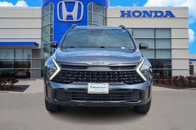 Photo of 2025 Gray Kia Sportage
