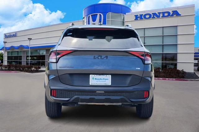 Photo of 2025 Gray Kia Sportage