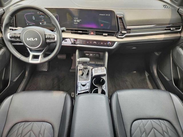Photo of 2025 Gray Kia Sportage