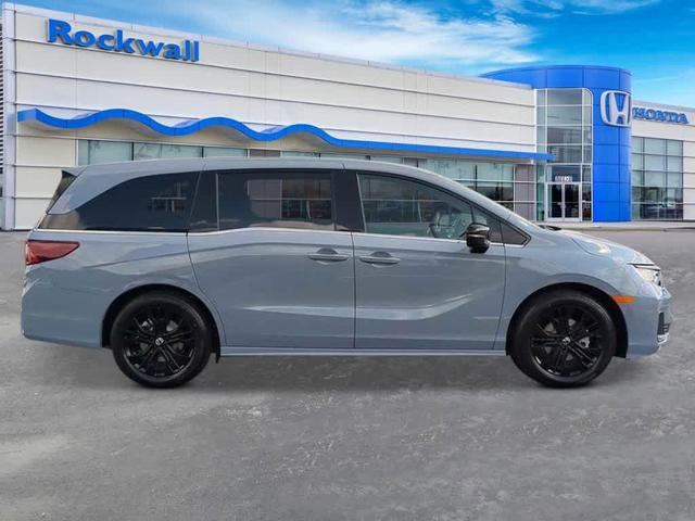 Photo of 2026 Sonic Gray Pearl Honda Odyssey