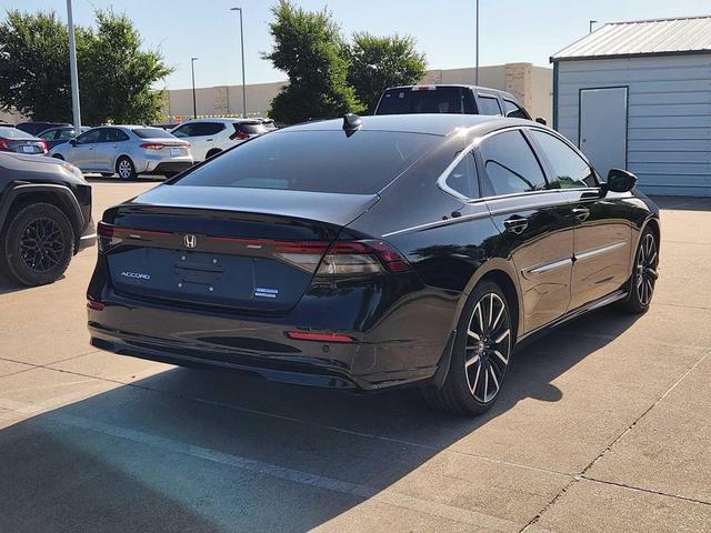 Photo of 2025 Crystal Black Pearl Honda Accord Hybrid
