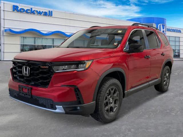 Photo of 2025 Radiant Red Metallic II Honda Pilot