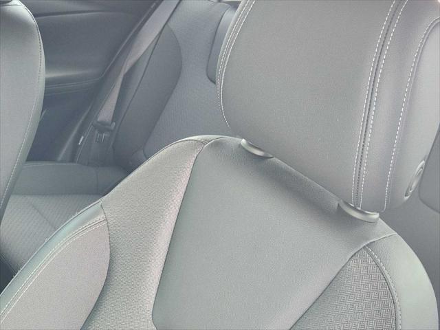 Photo of 2023 Summit White Buick Encore GX