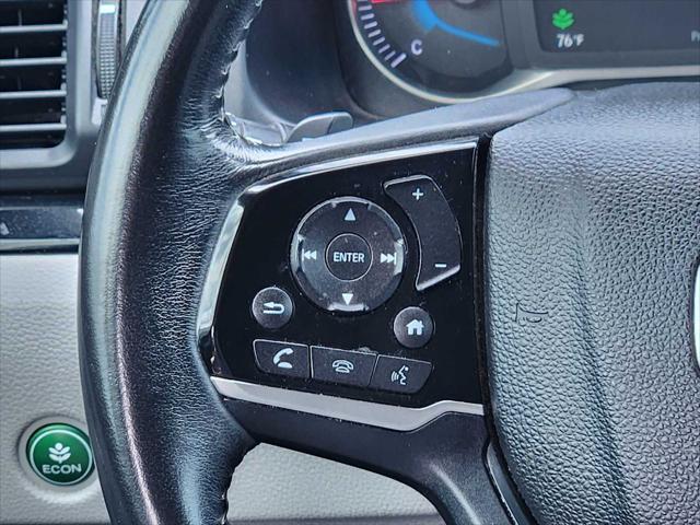 Photo of 2019 Gray Honda Pilot