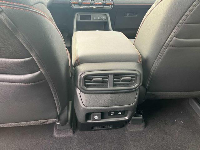 Photo of 2026 Modern Steel Metallic Honda Passport
