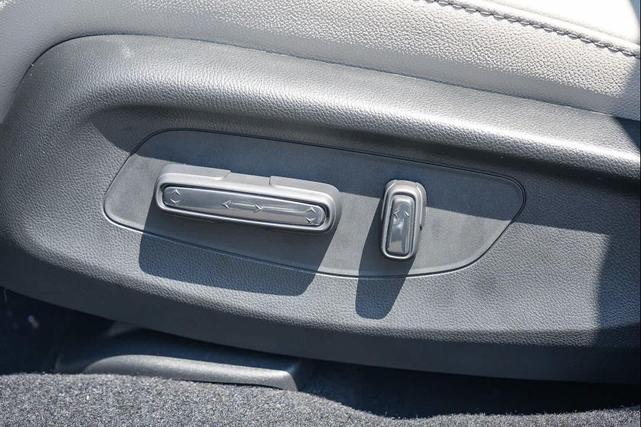 Photo of 2026 Modern Steel Metallic Honda HR-V