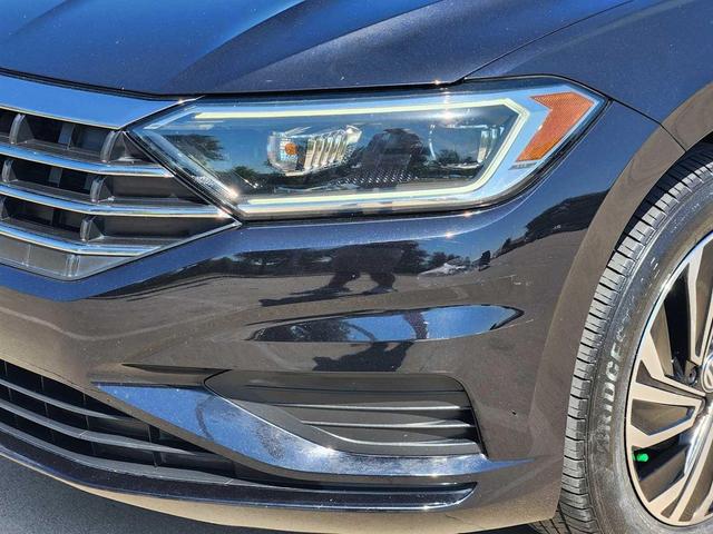 Photo of 2020 Deep Black Pearl Volkswagen Jetta