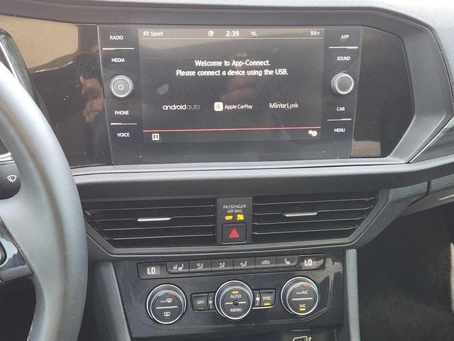 Photo of 2020 Deep Black Pearl Volkswagen Jetta