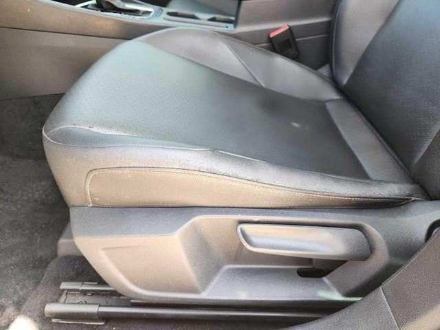 Photo of 2020 Deep Black Pearl Volkswagen Jetta