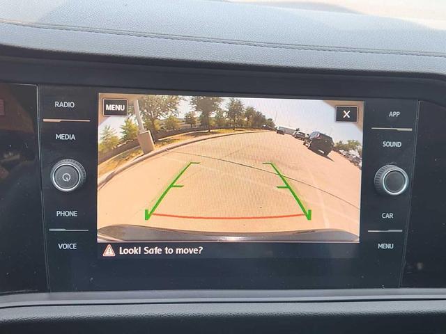 Photo of 2020 Deep Black Pearl Volkswagen Jetta