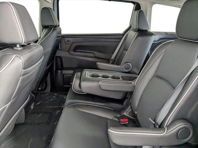 Photo of 2025 Sonic Gray Pearl Honda Odyssey
