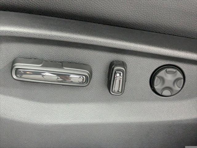 Photo of 2025 Sonic Gray Pearl Honda Odyssey