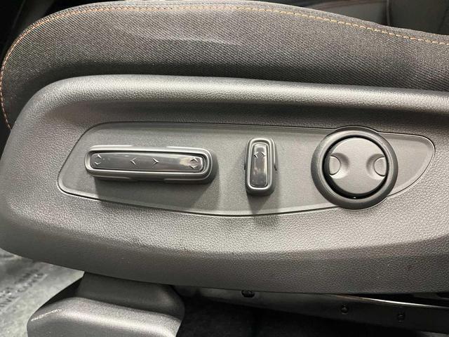 Photo of 2026 Crystal Black Pearl Honda CR-V Hybrid