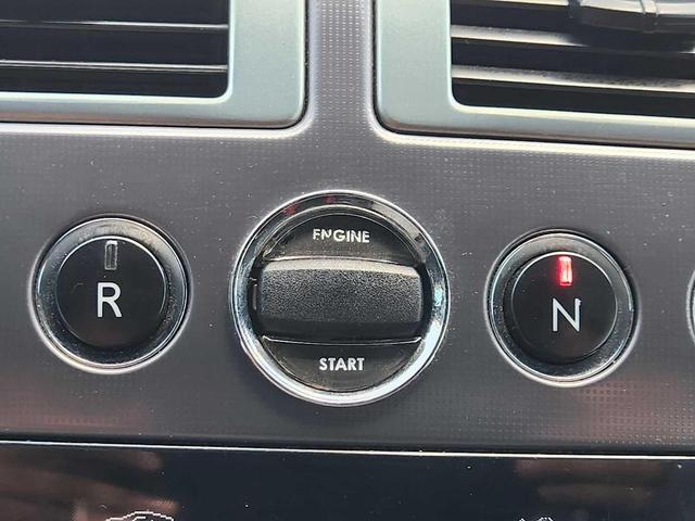 Photo of 2009 Black Aston Martin V8 Vantage