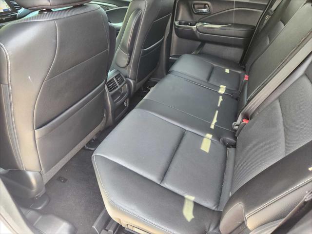 Photo of 2023 Platinum White Pearl Honda Ridgeline