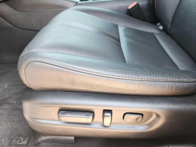 Photo of 2022 Sonic Gray Pearl Honda Pilot