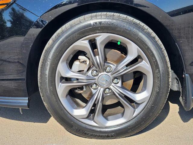 Photo of 2023 Crystal Black Pearl Honda Accord
