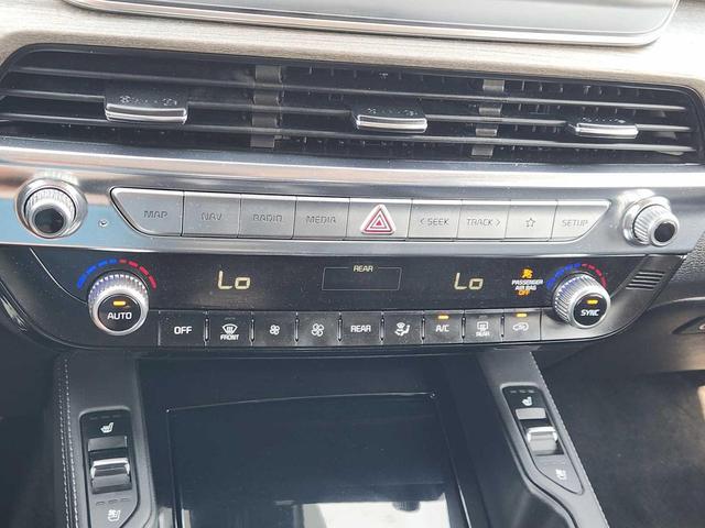 Photo of 2022 Ebony Black Kia Telluride