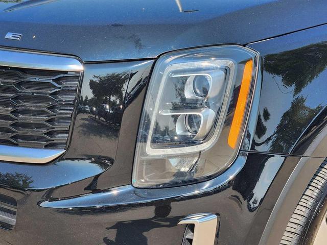 Photo of 2022 Ebony Black Kia Telluride