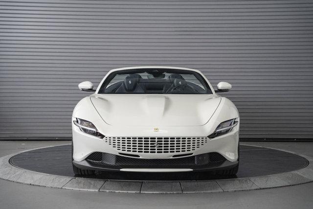 Photo of 2025 Bianco Italia Ferrari Roma Spider