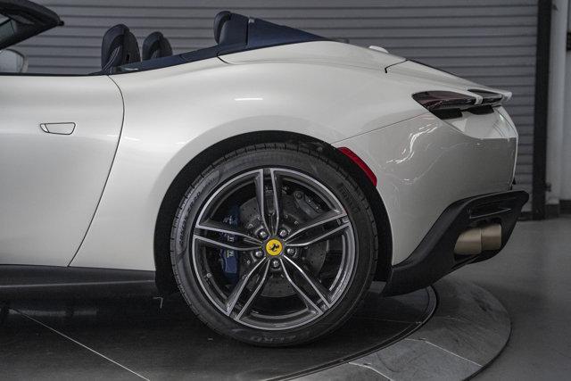 Photo of 2025 Bianco Italia Ferrari Roma Spider