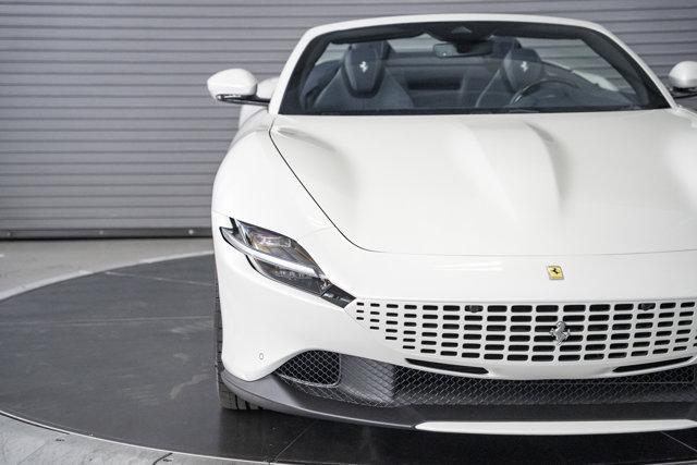 Photo of 2025 Bianco Italia Ferrari Roma Spider