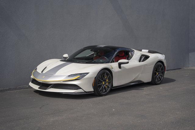 Photo of 2023 Bianco Italia Ferrari SF90 Spider