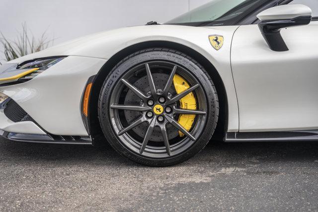 Photo of 2023 Bianco Italia Ferrari SF90 Spider