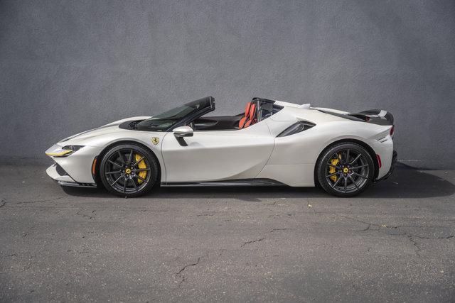 Photo of 2023 Bianco Italia Ferrari SF90 Spider