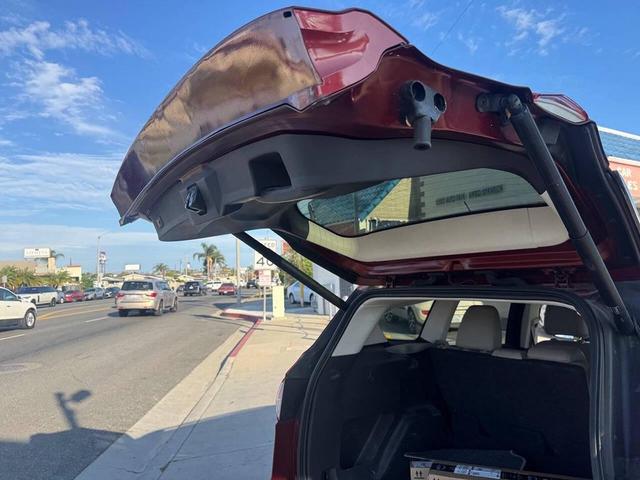 Photo of 2014 Sunset Metallic Ford Escape