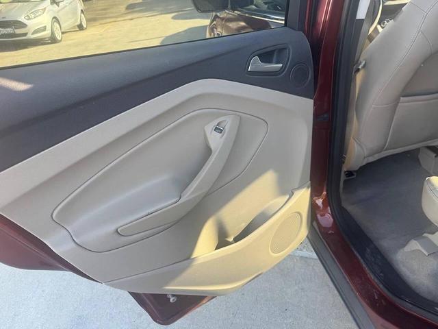 Photo of 2014 Sunset Metallic Ford Escape