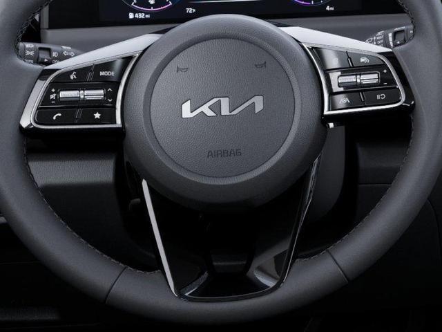 Photo of 2025 Fusion Orange Kia Seltos
