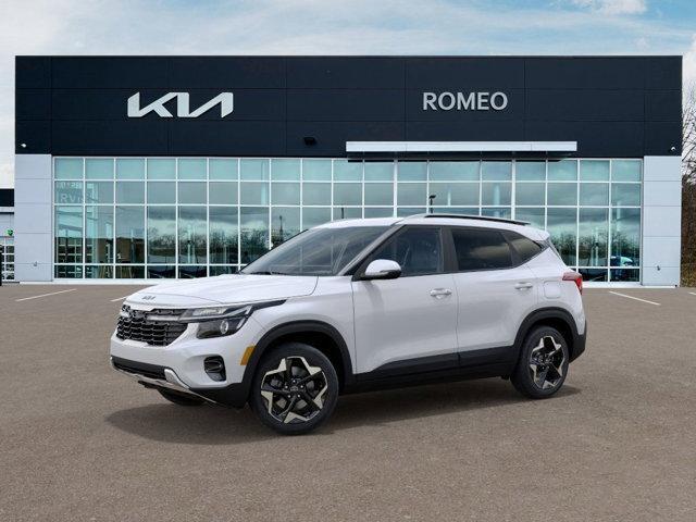Photo of 2025 Snow White Pearl Kia Seltos