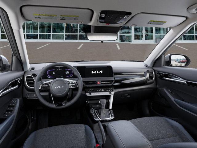 Photo of 2025 Snow White Pearl Kia Seltos