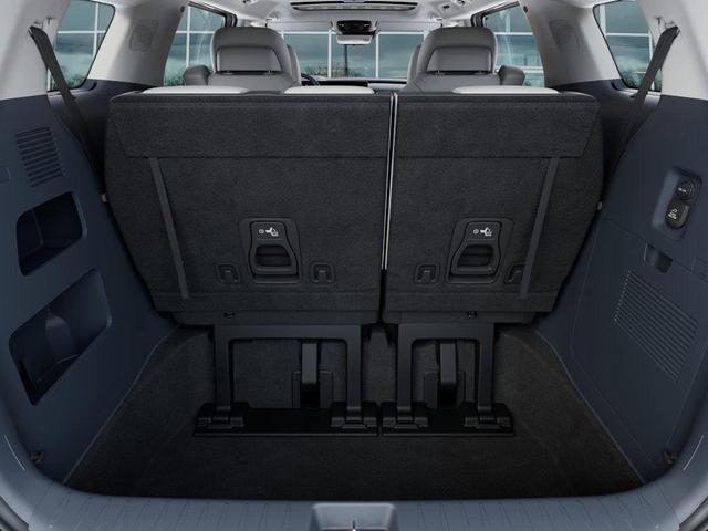 Photo of 2025 Ivory Silver Kia Carnival Hybrid
