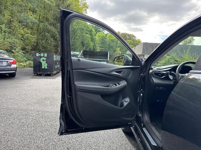 Photo of 2022 Ebony Twilight Metallic Buick Encore GX