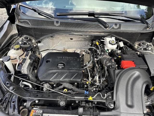 Photo of 2022 Ebony Twilight Metallic Buick Encore GX