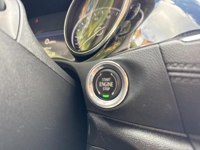 Photo of 2022 Ebony Twilight Metallic Buick Encore GX