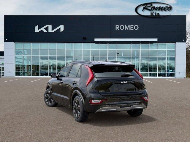 Photo of 2025 Aurora Black Pearl Kia Niro EV