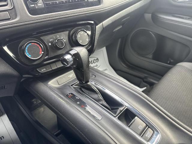 Photo of 2022 Gray Honda HR-V