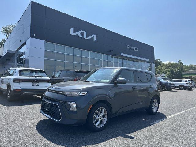 Photo of 2021 Gravity Gray Kia Soul