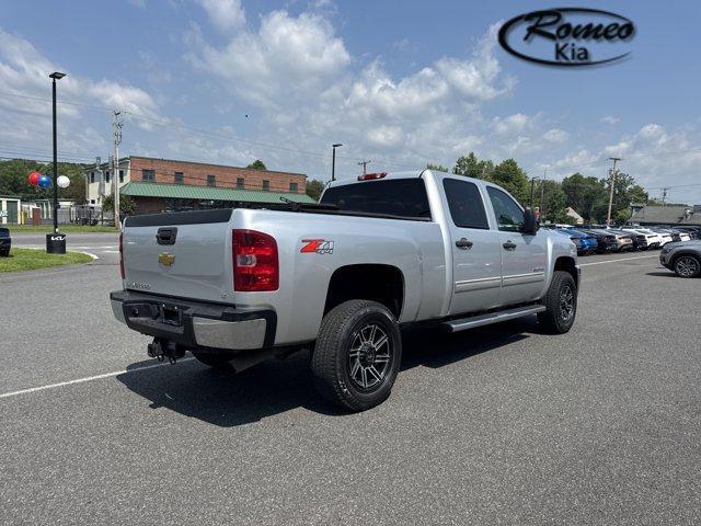 Photo of 2014 Silver Ice Metallic Chevrolet Silverado 2500