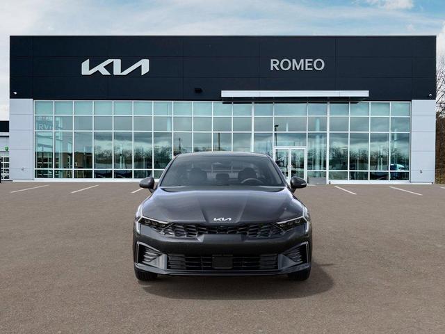 Photo of 2025 Gray Kia K5