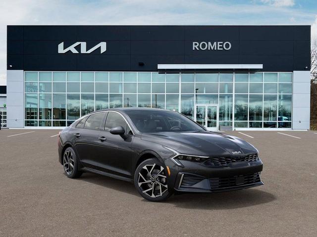 Photo of 2025 Gray Kia K5